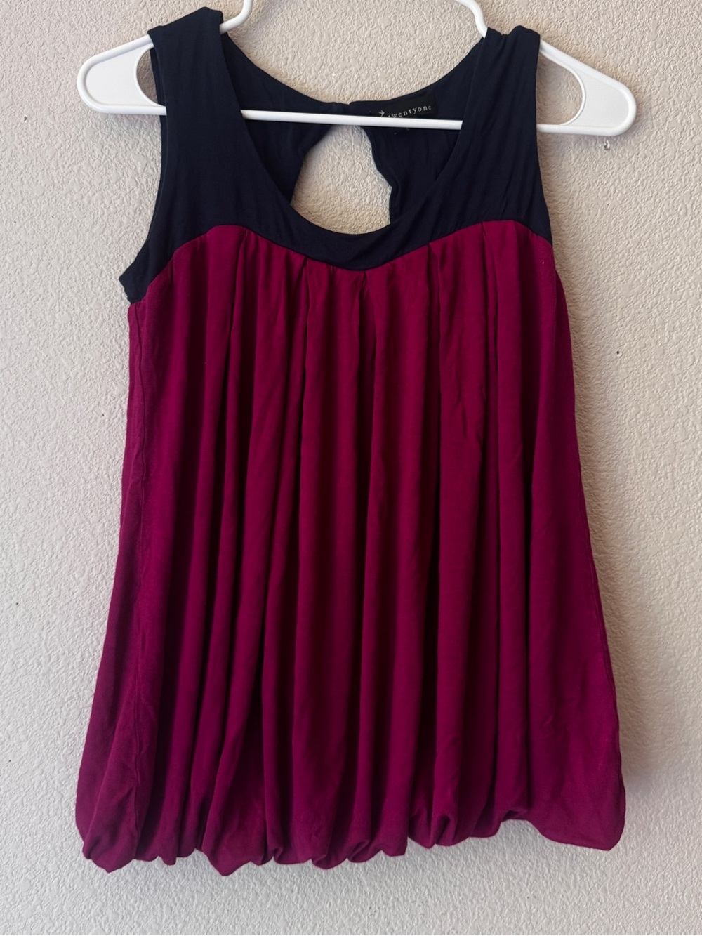 Forever 21 Black and Burgundy Bubble Hem Tank